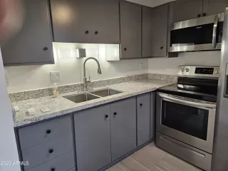 Photo #4: 6643371 Listing