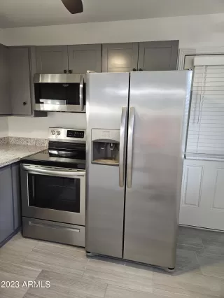 Photo #5: 6643371 Listing