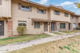 Photo #1: 6643380 Listing