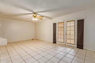 Photo #6: 6643380 Listing