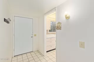 Photo #3: 6643381 Listing