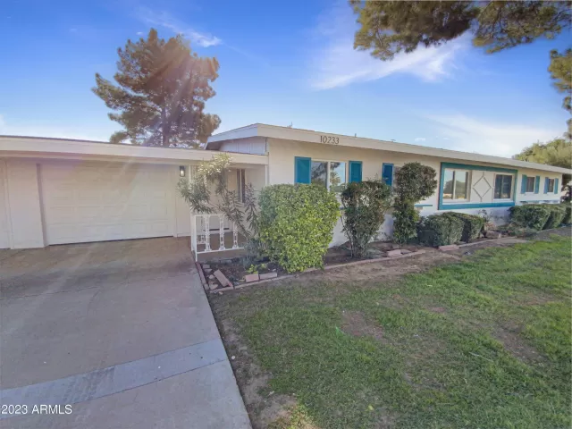 MLS: 6643632 Condo For Sale