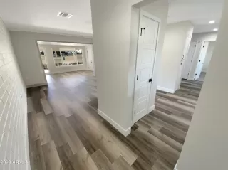 Photo #6: 6643632 Listing 