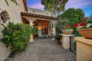 Photo #2: 6643658 Listing