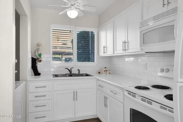 MLS: 6643722 Condo For Sale