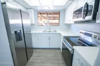 Photo #2: 6644228 Listing