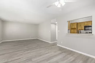 Photo #6: 6644337 Listing