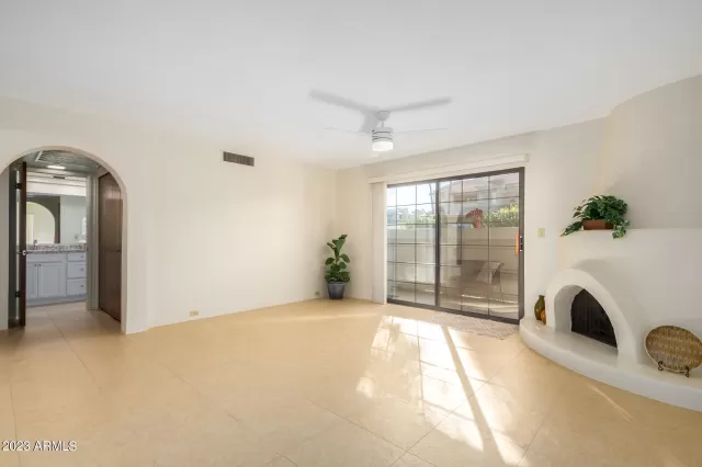 MLS: 6644350 Condo For Sale