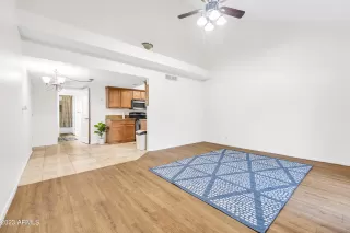 Photo #4: 6644408 Listing