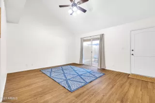 Photo #5: 6644408 Listing