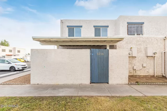 MLS: 6644417 Condo For Sale