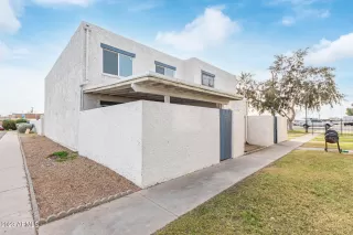 Photo #2: 6644417 Listing