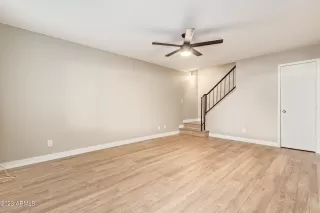 Photo #6: 6644417 Listing