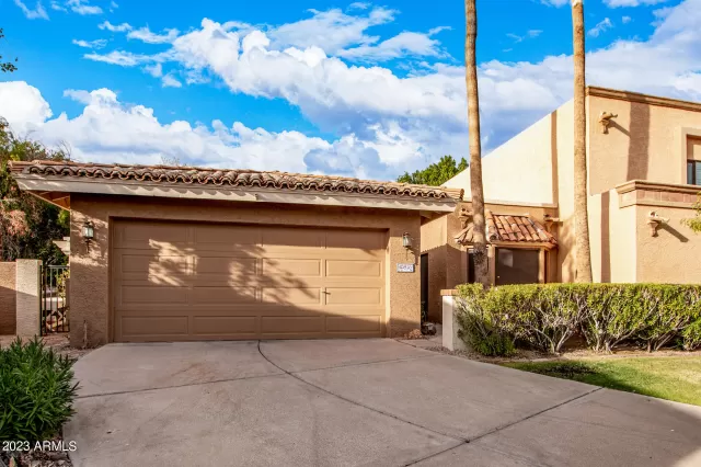 MLS: 6644429 Condo For Sale