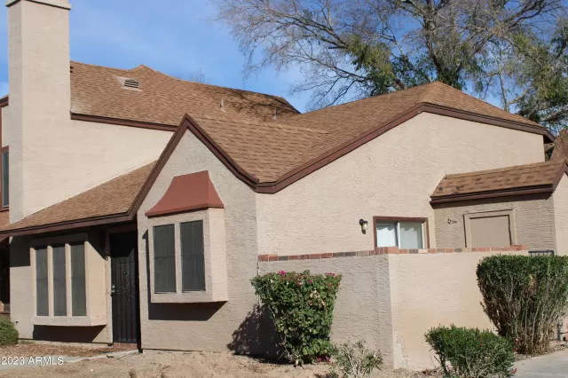 MLS: 6644447 Condo For Sale