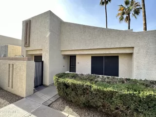 Photo #2: 6644510 Listing