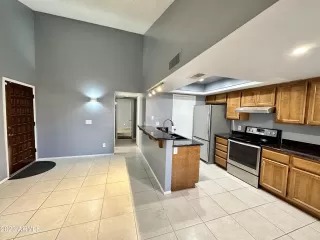 Photo #6: 6644510 Listing