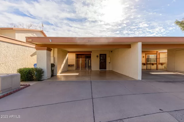 MLS: 6644543 Condo For Sale