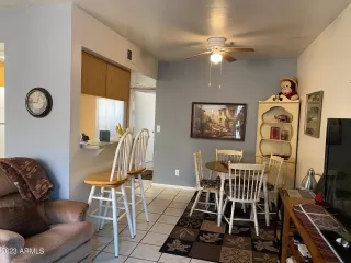 Photo #6: 6644638 Listing 