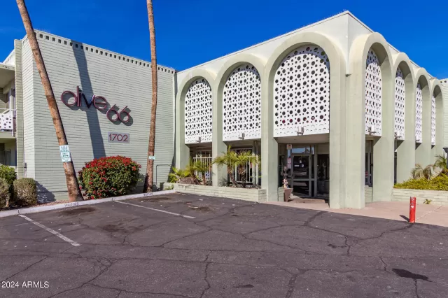 MLS: 6644705 Condo For Sale