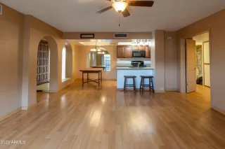 Photo #6: 6644742 Listing 