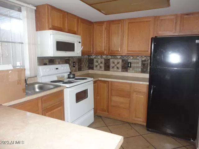 MLS: 6644745 Condo For Sale