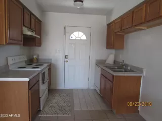 Photo #3: 6644747 Listing