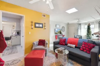 Photo #2: 6644760 Listing 
