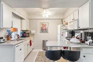 Photo #4: 6644760 Listing 