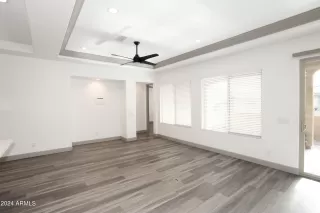 Photo #6: 6644765 Listing