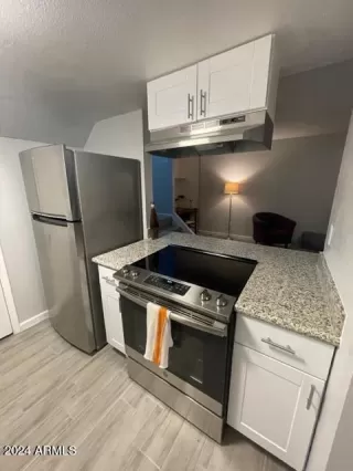 Photo #6: 6644794 Listing 