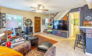 Photo #4: 6644983 Listing