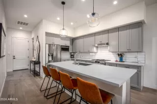 Photo #4: 6645275 Listing 