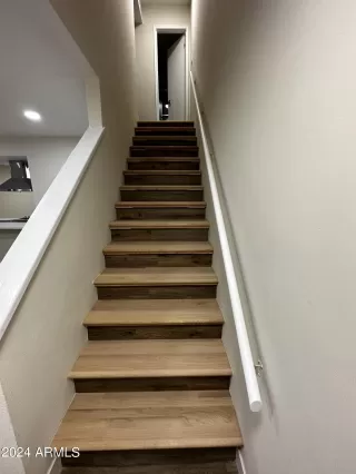 Photo #6: 6645298 Listing 