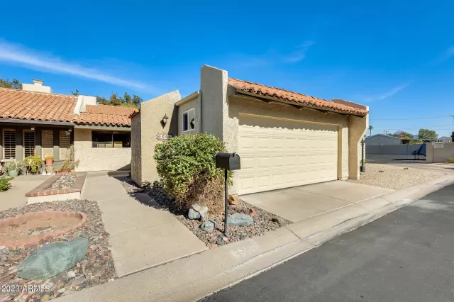 MLS: 6645497 Condo For Sale