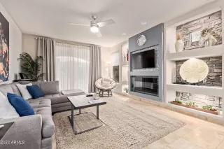 Photo #3: 6645538 Listing 