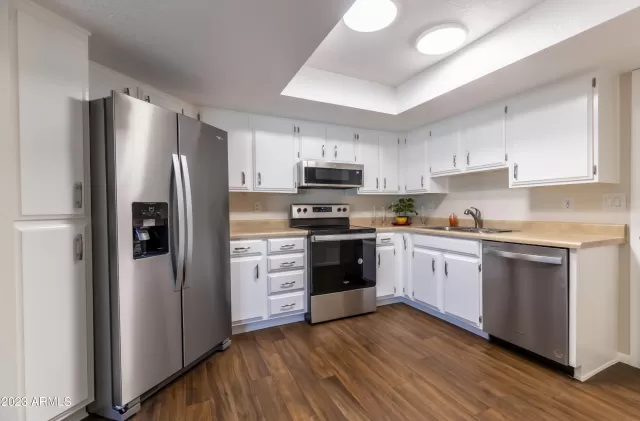 MLS: 6645581 Condo For Sale