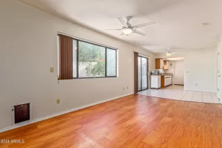 Photo #3: 6645717 Listing 