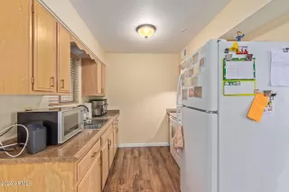 Photo #6: 6645728 Listing