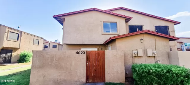 MLS: 6645751 Condo For Sale