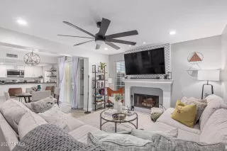 Photo #2: 6645793 Listing