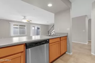 Photo #6: 6645844 Listing 