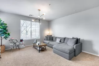 Photo #4: 6645883 Listing 