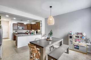 Photo #6: 6645883 Listing 