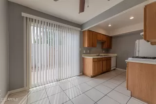 Photo #6: 6645912 Listing 