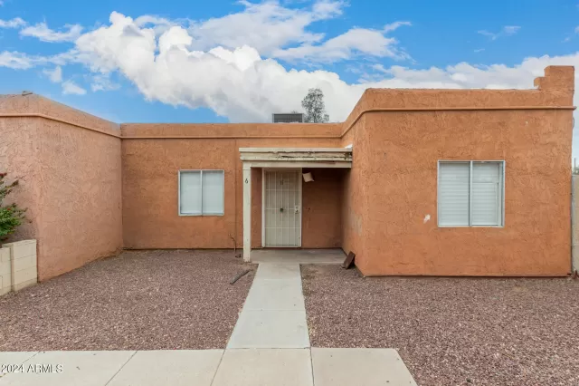 MLS: 6645939 Condo For Sale