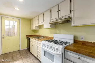 Photo #3: 6645954 Listing 