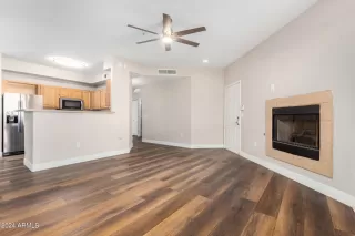 Photo #5: 6645974 Listing