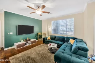 Photo #2: 6646040 Listing