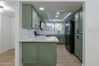 Photo #4: 6646093 Listing
